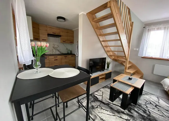 Lesne Zacisze Letniskowe *